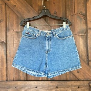 VINTAGE TOMMY HILFIGER BOYFRIEND JEAN SHORTS SIZE 8